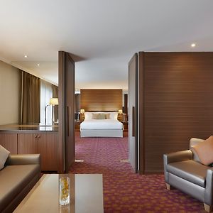Exclusive One-Bedroom King Suite